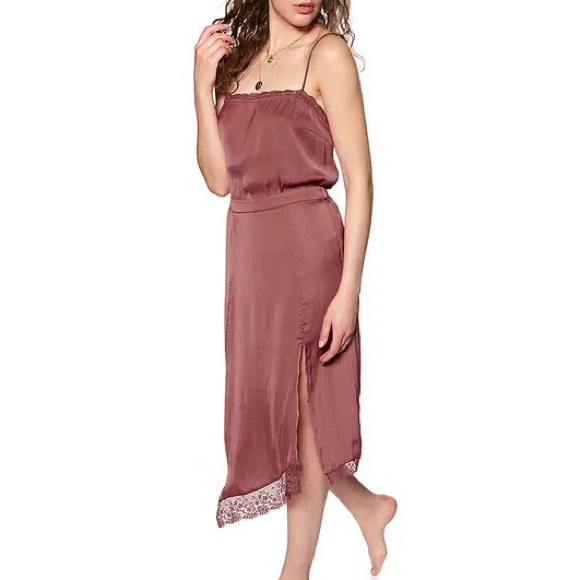 NEW! $48 Intimately FREE PEOPLE Beyond Me Cami XS Deep Red - Picture 7 of 11